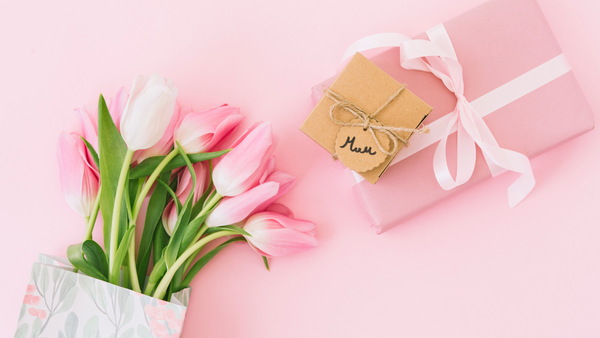 Why You Should Buy a Mom Necklace by Nueva Luxe for Mother's Day | Nueva Luxe